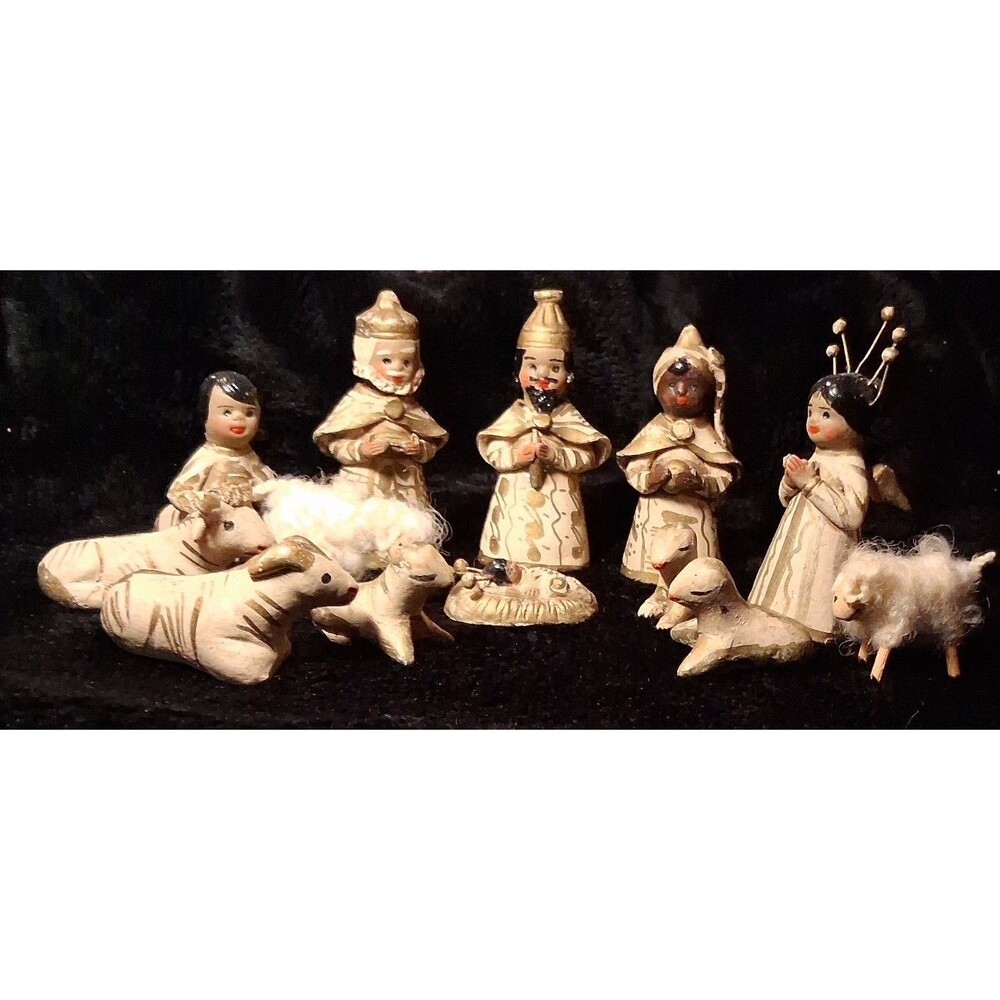 Vintage Mexican Folk Art Nativity Scene 13 piece gold and white handmade
